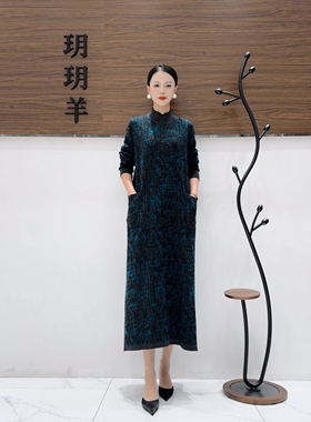 A311湖绿提花设计款气质秋冬轻奢针织连衣裙时尚复古玥玥羊