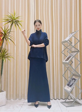 A235藏蓝色设计师款秋冬长款轻奢休闲针织两件套玥玥羊