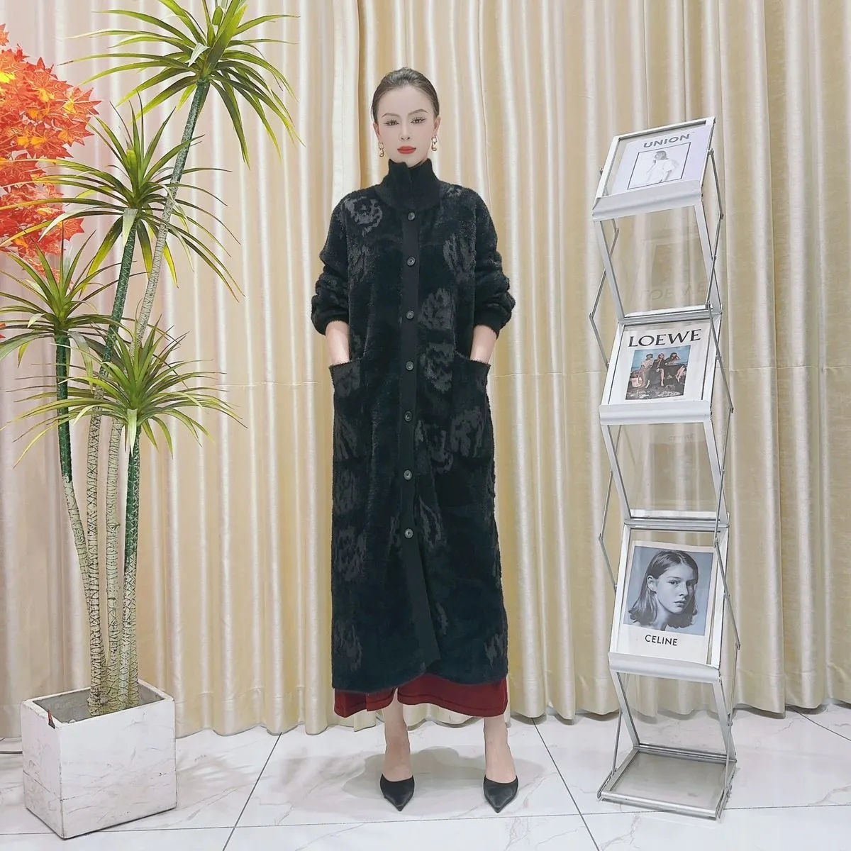 A119黑灰纹气质女士设计师秋冬长款轻奢宽松针织开衫复古百玥玥羊