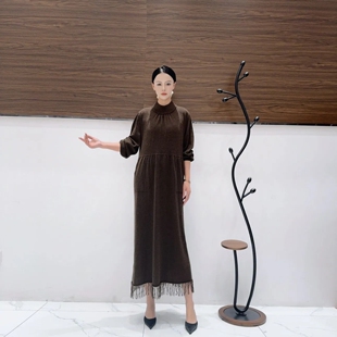 A289咖色设计款气质秋冬轻奢针织连衣裙时尚复古玥玥羊