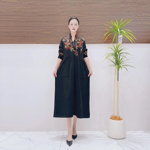 A247黑彩花气质秋冬轻奢针织连衣裙时尚 长裙玥玥羊 复古时尚