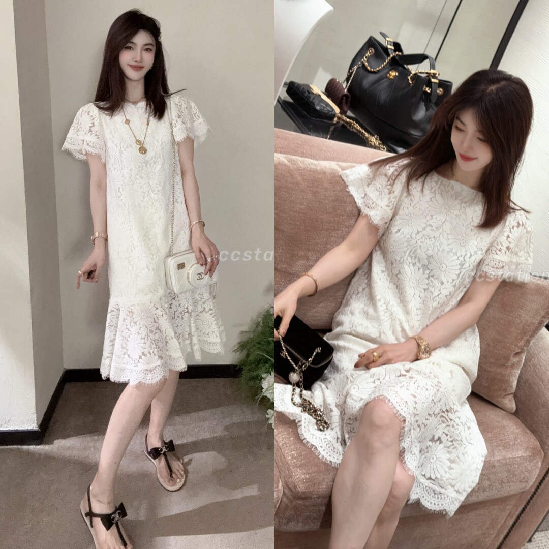 小雏菊镂空蕾丝底边连衣裙