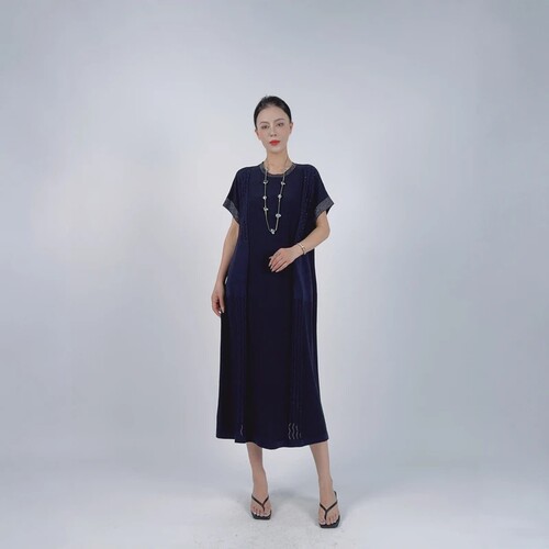 A866藏青色立体提花针织连衣裙显瘦设计师优雅时尚气质复古玥玥羊