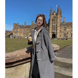 毛呢外套女2023新款小个子秋冬中长款爆款连帽高级感牛角扣呢大衣
