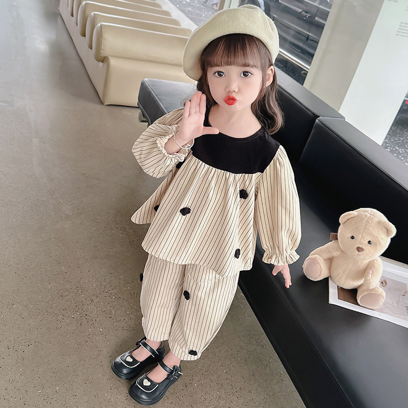 蜜妤服饰女童立体小花原宿风套装2024新款小女孩韩版洋气两件套装