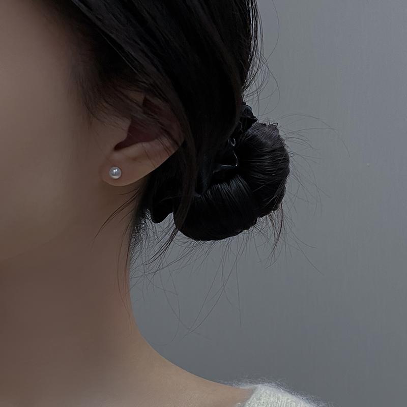 S999纯银天然极光淡水真珍珠耳钉女养耳洞高级感迷你耳饰新款爆款