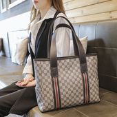 香港品牌真皮女包新款 休闲手提大包简约流行百搭托特包 大容量时尚