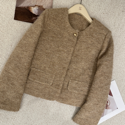 诺诺简风高级驼羽绒小香外套～炒好卖羽绒服含90白鸭绒2896625