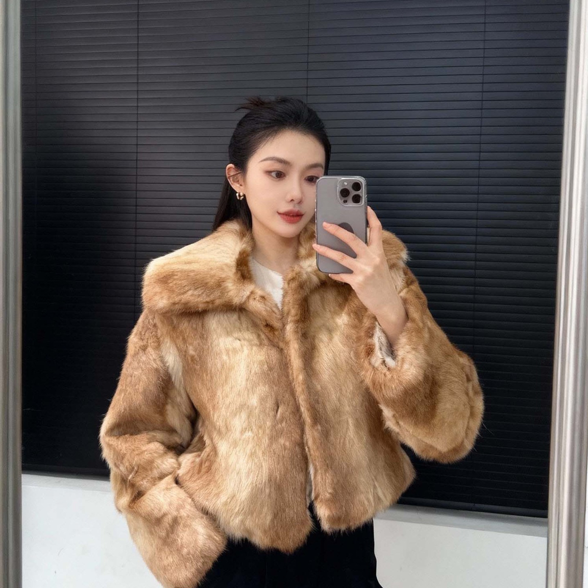诺诺小众染中古兔毛翻领短款洋气保暖皮草外套（含100兔毛）51830