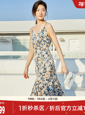 歌蒂诗夏季专柜新款复古气质港味碎花V领吊带连衣裙8C25L2801