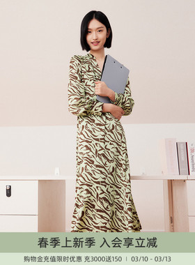 歌蒂诗春季专柜新款时尚印花气质V领收腰显瘦连衣裙8D32L3808