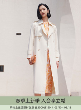 歌蒂诗春季专柜新款简约高级双排扣设计米白色风衣 8D33F3121