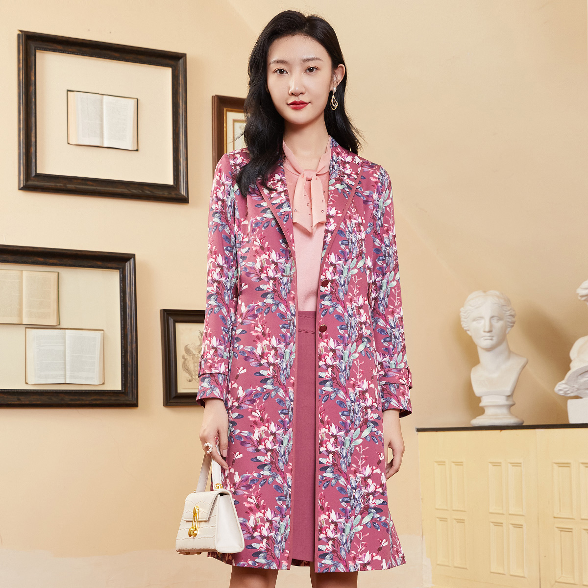 秋季中长款风衣歌蒂诗复古