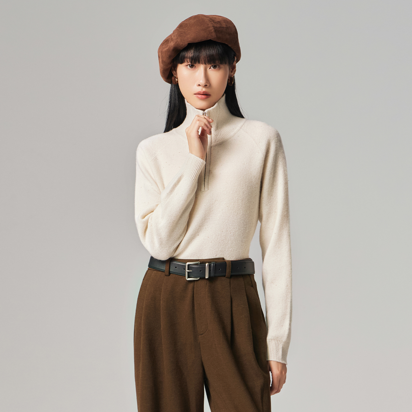 【100%绵羊毛】歌蒂诗冬季专柜新款百搭舒适立领毛织衫8E46Z1824B