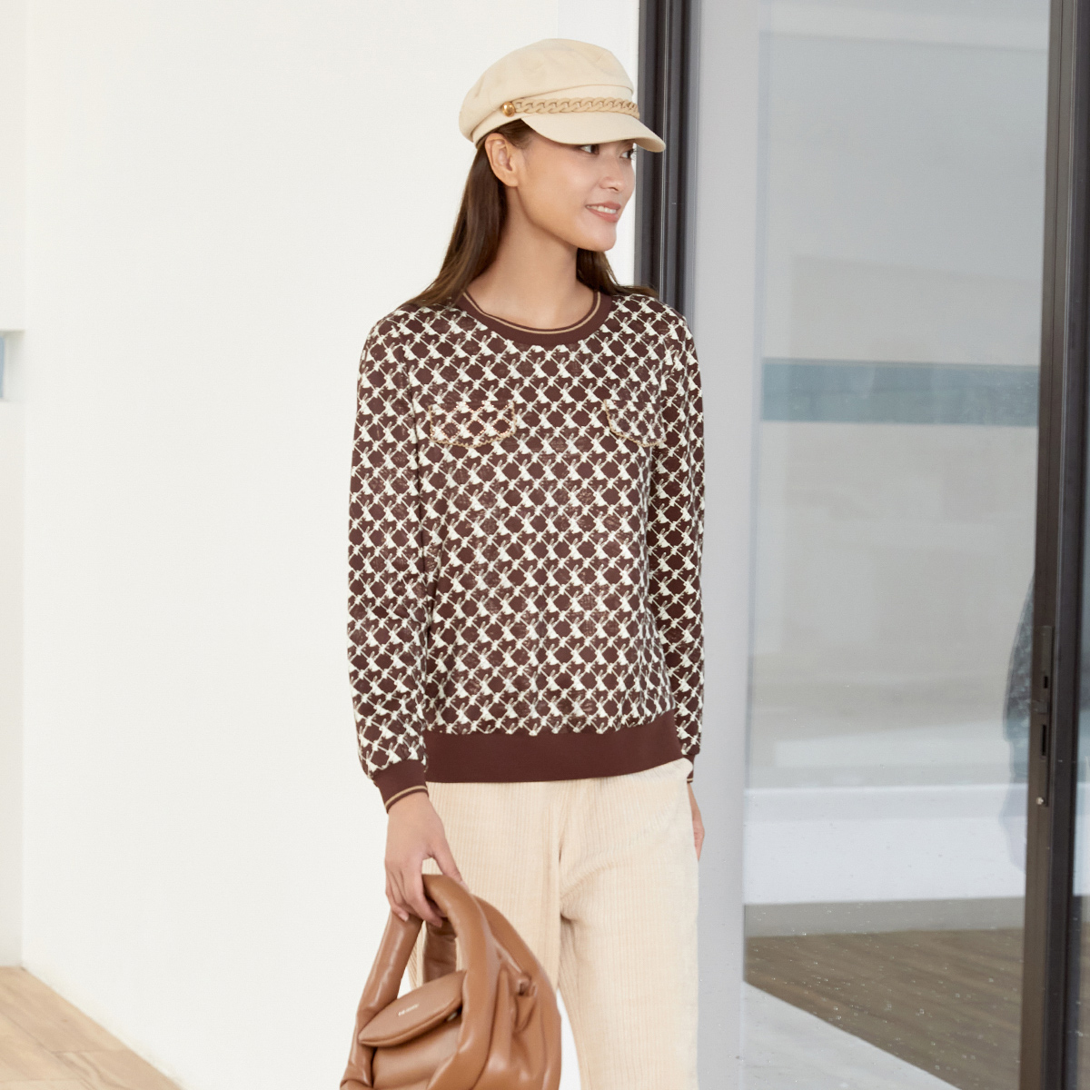 歌蒂诗圆领休闲修身套头衫