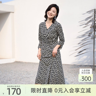 歌蒂诗春季专柜新款优雅气质性感V领收腰显瘦连衣裙8C32L3902