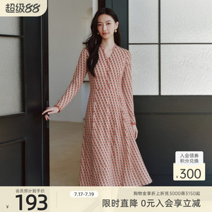 歌蒂诗春季专柜新款优雅气质时尚复古印花v领连衣裙1D11L1223