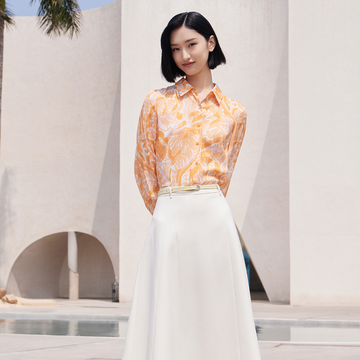 歌蒂诗质感柔软轻奢显瘦立领长袖