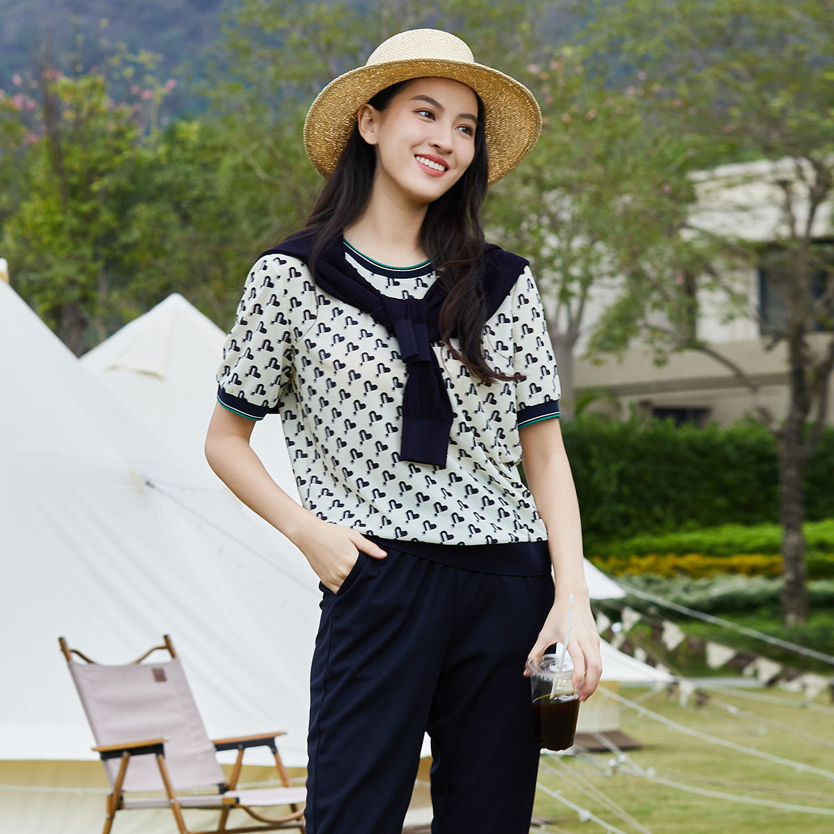 歌蒂诗夏季新款波点套头衫