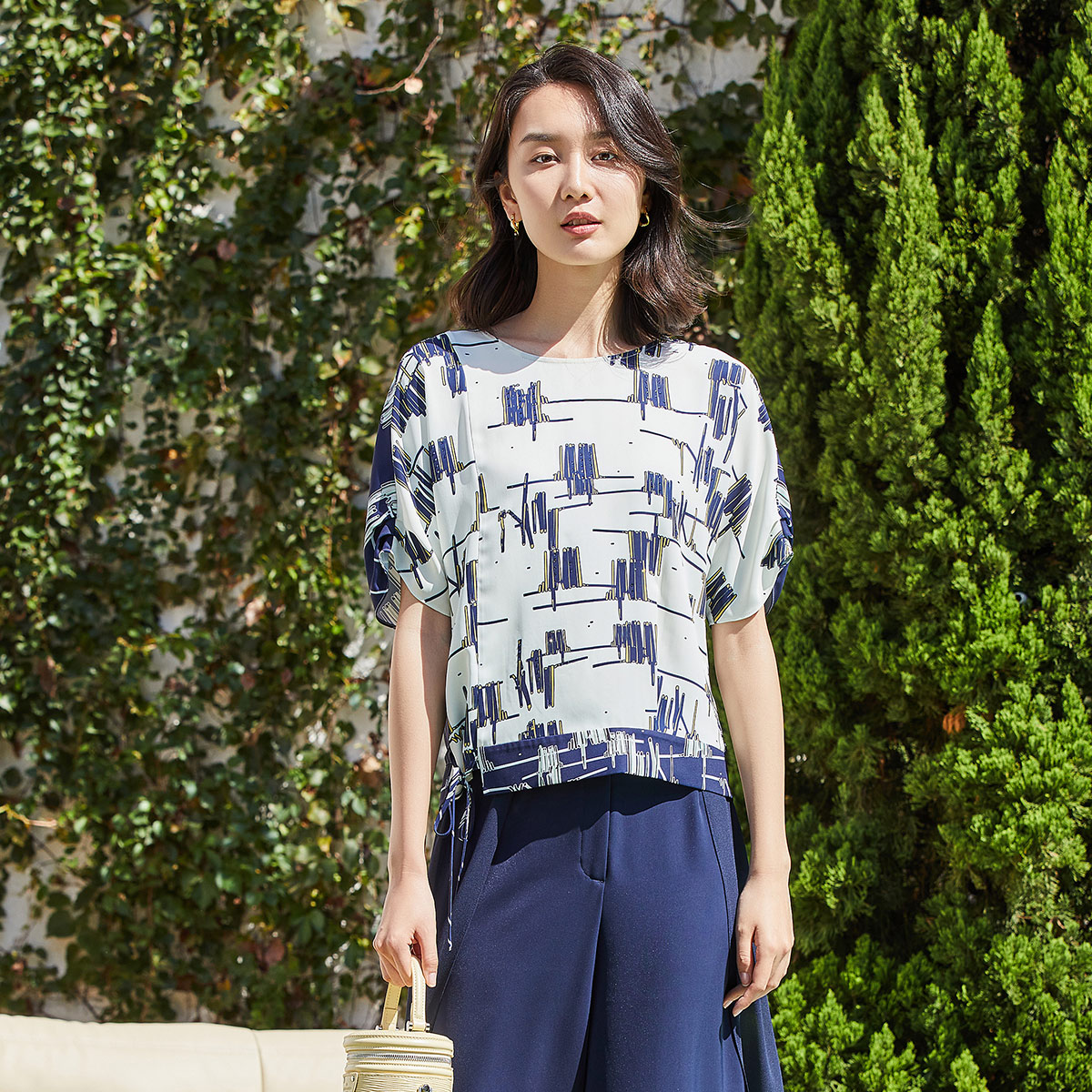 歌蒂诗2022春夏专柜新款休闲印花