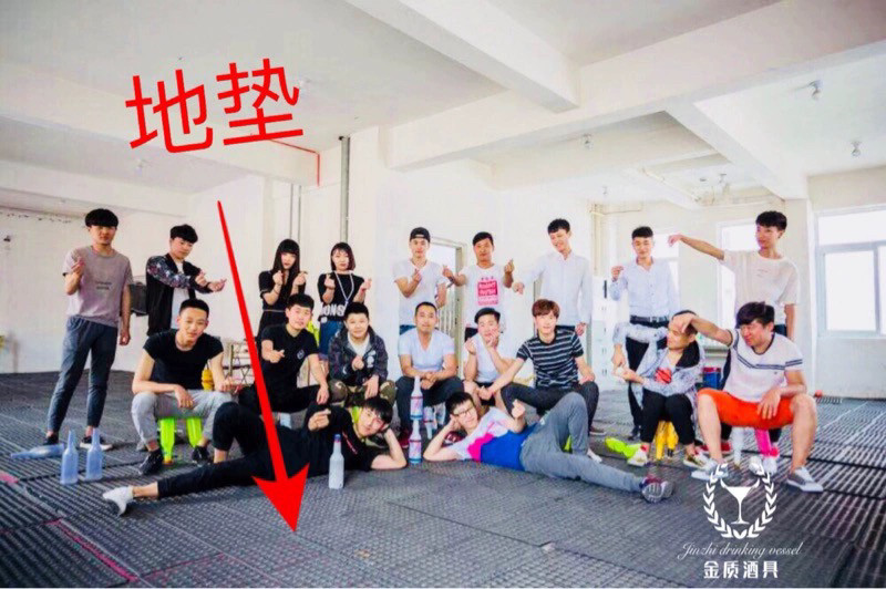 鞍山羽宸调酒学校同款 酒吧厨房橡胶垫 调酒师吧台练习防摔地垫