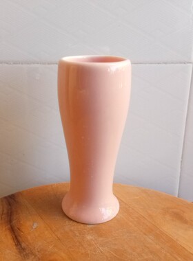 陶瓷粉红色小容器桌面净水瓶