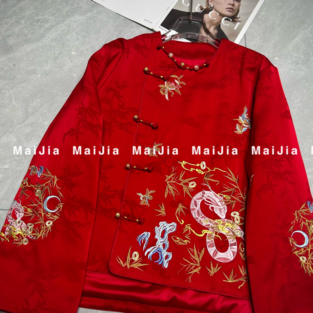 LC冬上新高端新中式国风唐装刺绣盘扣短外套L525