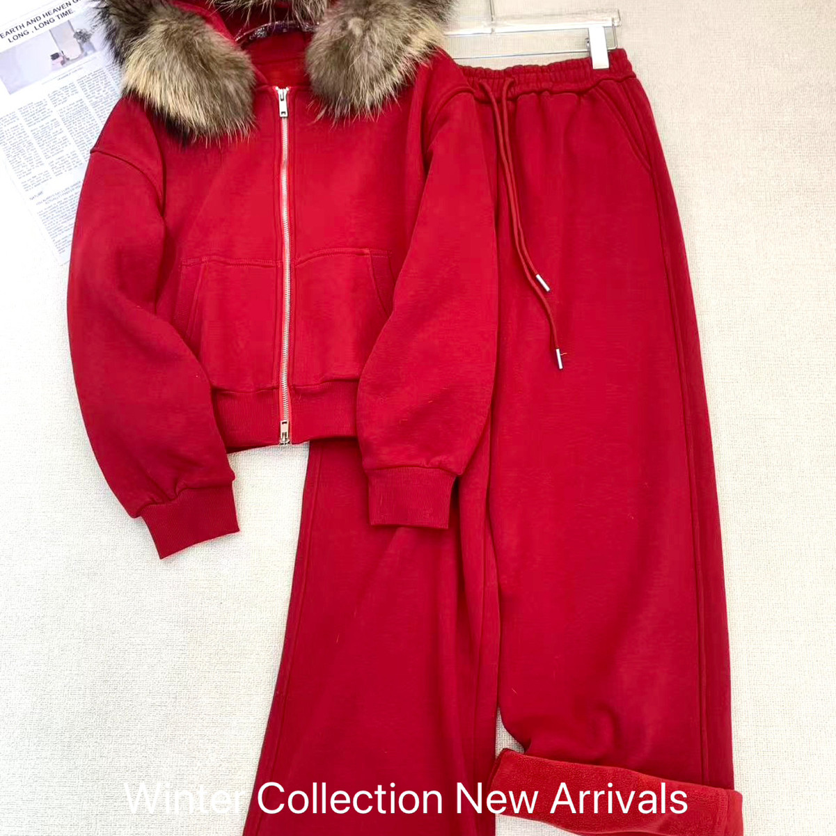 LC圣诞氛围出行欧美真毛领加银狐绒卫衣+休闲裤套装ys-3217