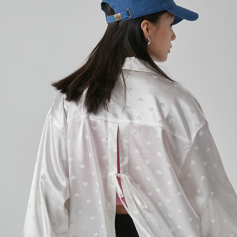 omont蛋挞家港风爱心缎面衬衫