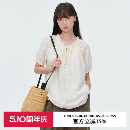 印花面料/木耳边领/宽松短袖衬衫