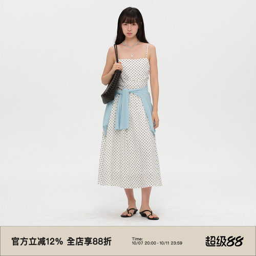 复古方领波点吊带连衣裙