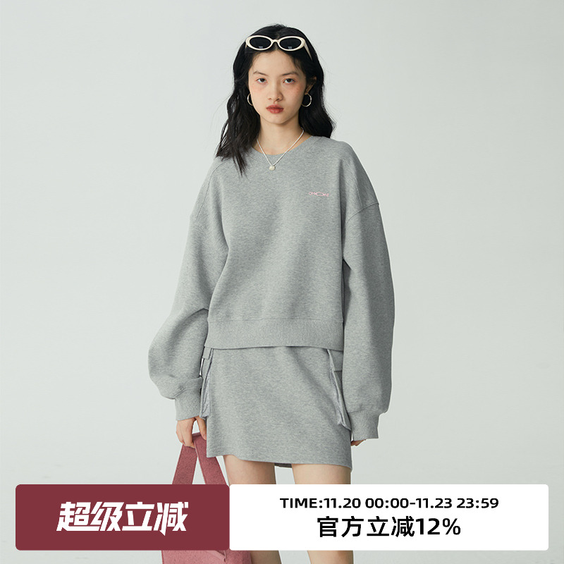 omont宽松小个子短款卫衣