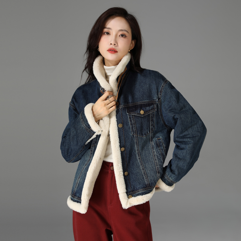 复古毛毛拼接牛仔外套女冬季新款高级感加绒加厚保暖上衣潮酷棉服