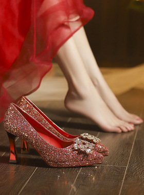 805-21跨境新款尖头细跟高跟单鞋女红色性感亮片不累脚方扣女鞋