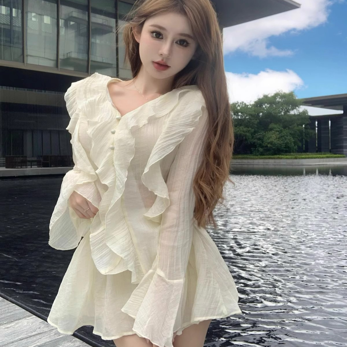 港味风格雪纺时尚连衣裙女夏季温柔长袖荷叶边衬衫短款小衫衬衣潮