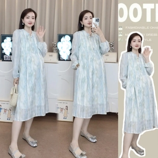 2025春秋新款孕妇裙子设计感宽松长袖外穿扎染中长款可哺乳连衣裙