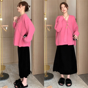 时尚 孕妇秋冬纯色套装 托腹半身裙2023新款 针织毛衣中长款 百搭 长袖