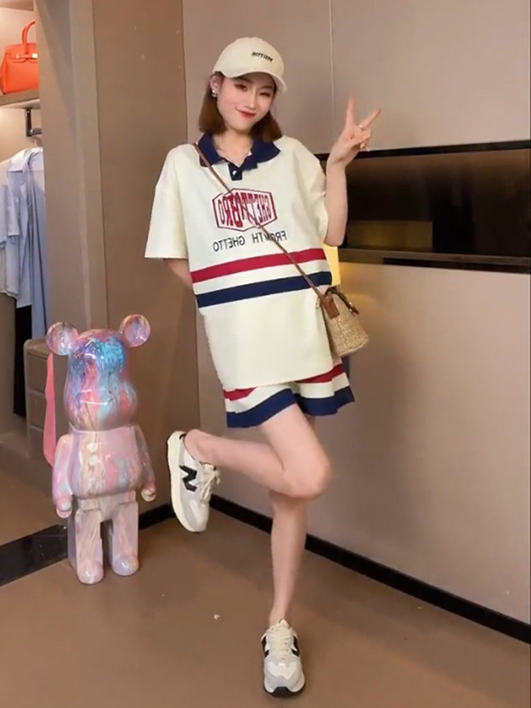 출산 여름 정장 짧은 소매 대비 색 옷깃 탑 배꼽 지원 느슨한 반바지 2024 새로운 캐주얼 패션 다목적
