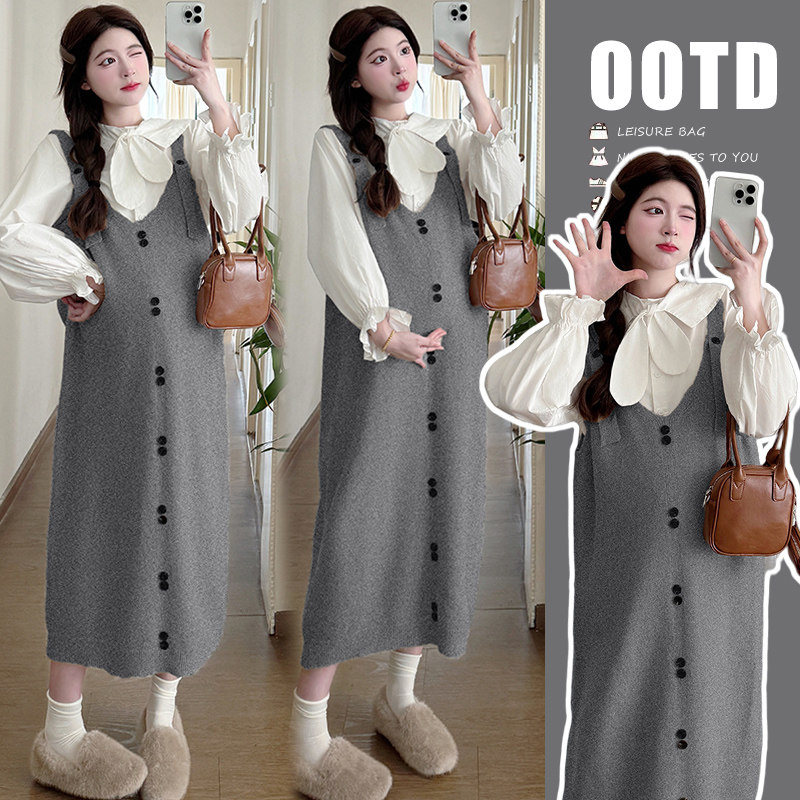 秋季孕妇套装2024新款纯色长袖设计感打底衬衫宽松背带裙两件套女