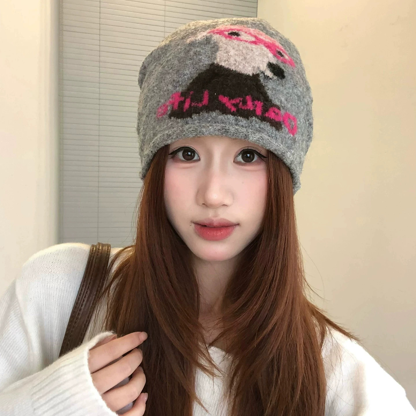 可爱卡通小狗卷边针织帽子女秋冬季新款百搭护耳帽大头围包头冷帽