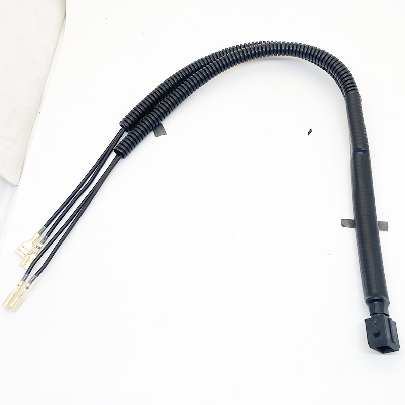 适用长安悦翔V7V5欧尚X7欧诺逸动PLUSUNIT改装蜗牛喇叭一分二插头