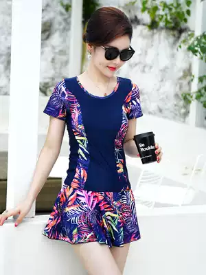 Swimsuit female two-piece two-piece middle-aged and elderly mother conservative hot spring swimsuit new fat mm large size swimsuit