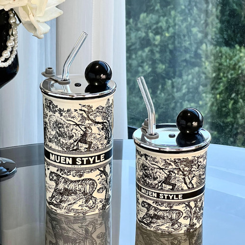 尊慕斯中古风带盖陶瓷吸管杯