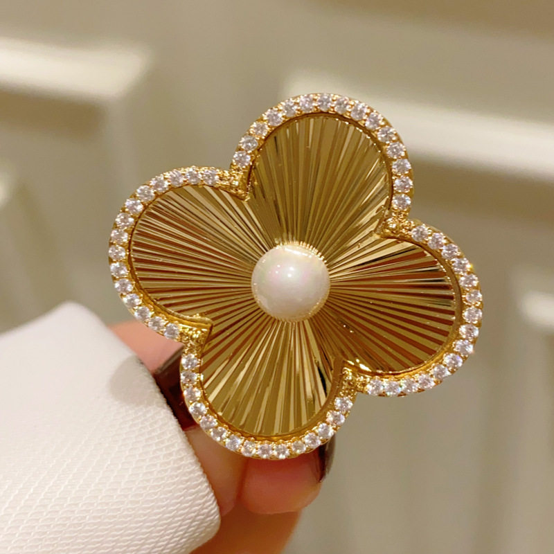欧美简约四叶草珍珠胸针胸花别针