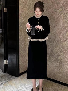 赫本风假两件气质连衣裙女秋冬高级感名媛百搭高腰拼接显瘦小黑裙