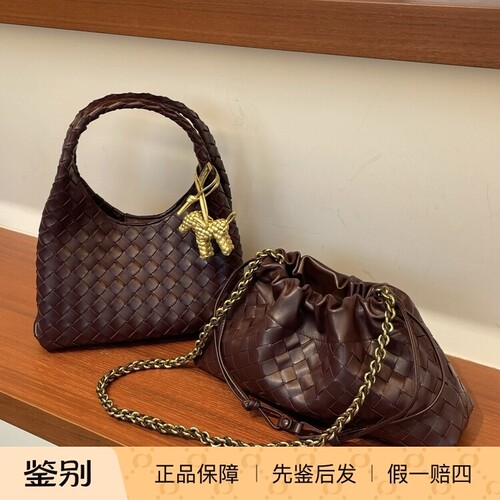 BV编织女包 抽绳紫红色羊皮链条肩带单肩包 Bottega Veneta葆蝶家