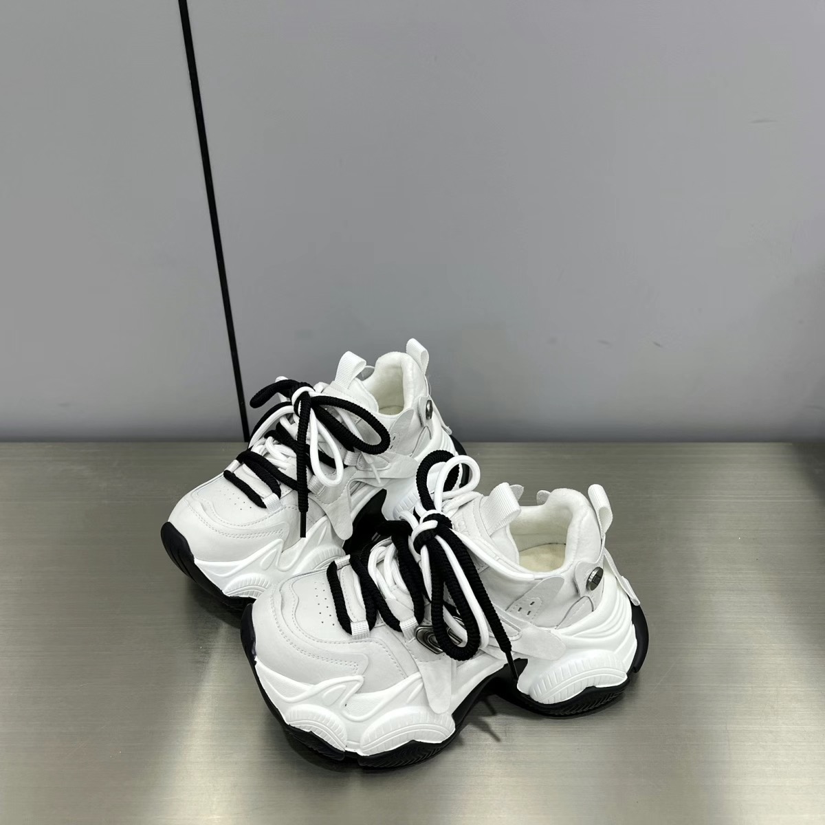 欧货真皮系带松糕厚底老爹鞋女2025新款百搭小个子增高休闲运动鞋