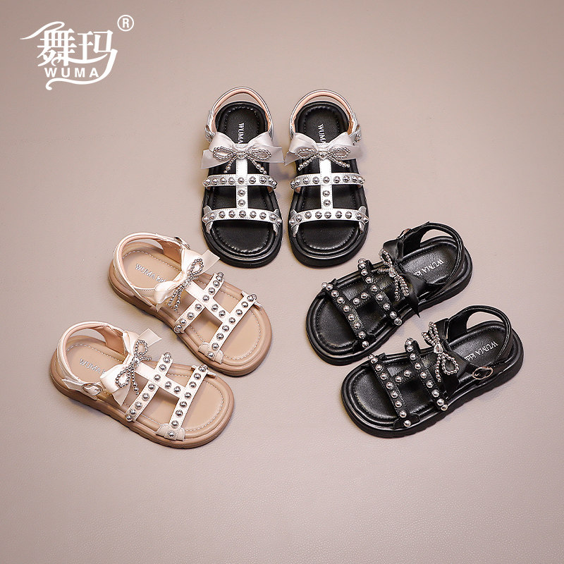 舞玛女童凉鞋2026夏季新款蝴蝶结铆钉露趾软底防滑儿童百搭公主鞋