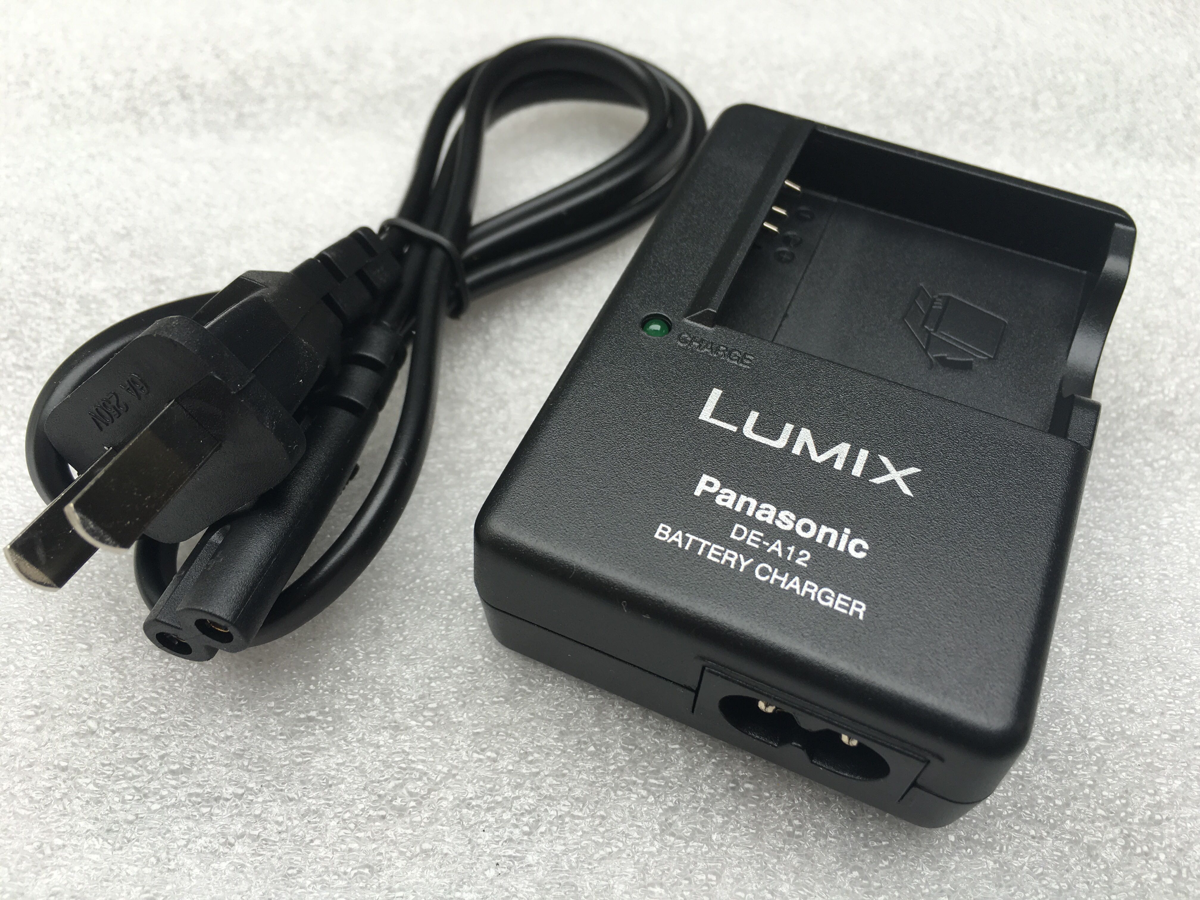 ËÉÏÂDMC-FX100 FX8 FX10 FX50 LX3 S005Eµç³ØÏà»ú³äµçÆ÷DE-A12