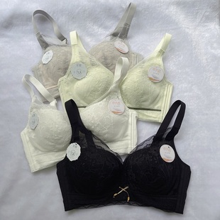 新款 三明治空气杯超薄无海绵BC显小内衣女蕾丝水溶花聚拢文胸 正版